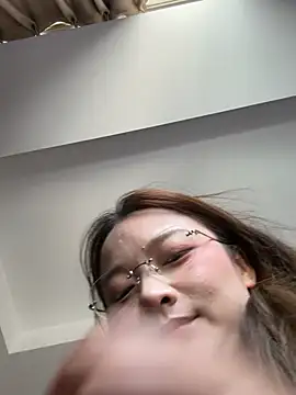 Yueya- online show from 14, 7, 2026