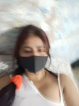 Nisha Cute1 online show from 25, 6, 2026