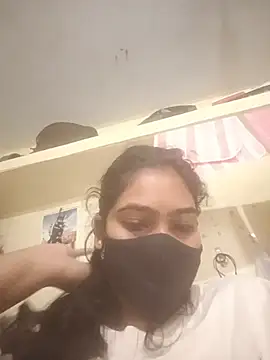 Cute-girlyy online show from 11, 7, 2026