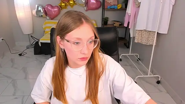 Elizabeth Hunt online show from 30, 6, 2026