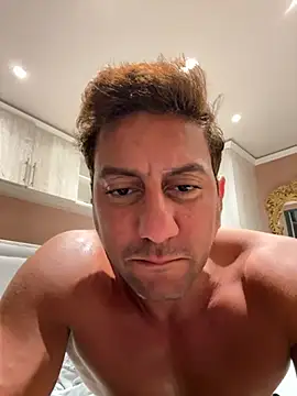 Tommyboy-69 online show from 28, 6, 2026