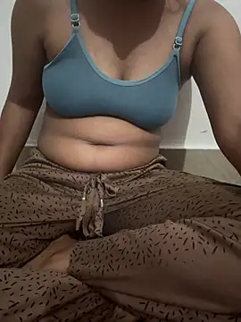 KHUSHISINGH  online show from 30, 6, 2026