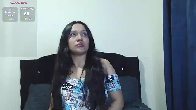Snapshot of KarolCast chatting on 4, 7, 2026 KarolCast online show from 4, 7, 2026