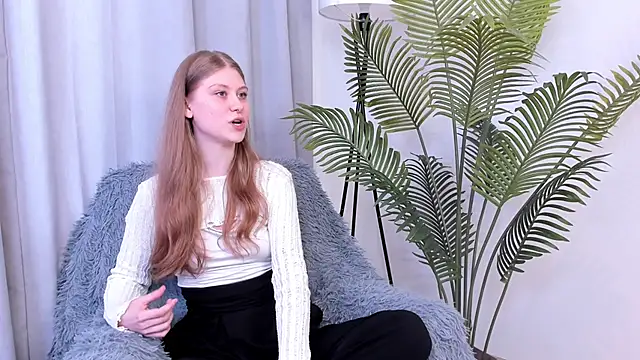 IdaliaKinnick online show from 30, 6, 2026
