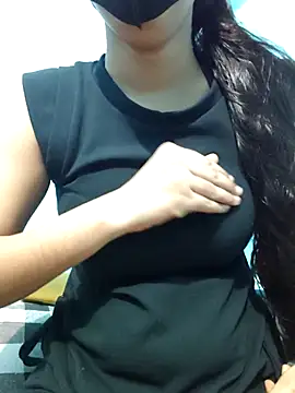 Sexy-deshigirls online show from 6, 7, 2026