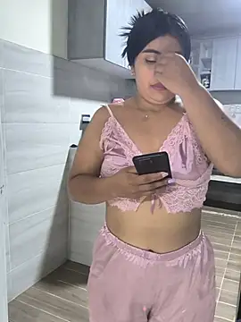 EmiliaRainboow online show from 10, 7, 2026