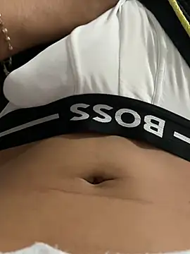 Snapshot of Aron_23cm_bigcock chatting on 4, 7, 2026 Aron 23cm bigcock online show from 4, 7, 2026