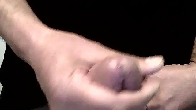 Snapshot of scruffysnack chatting on 9, 7, 2026 scruffysnack online show from 9, 7, 2026