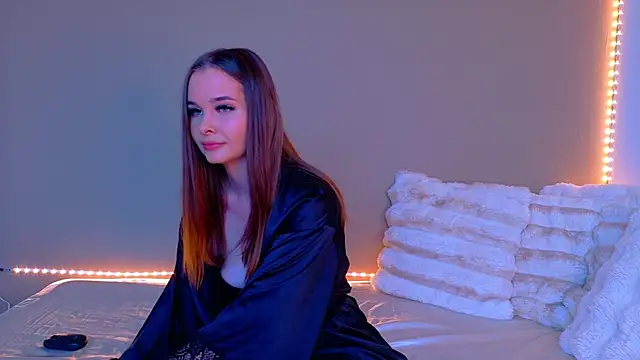 Sellenna  online show from 6, 7, 2026