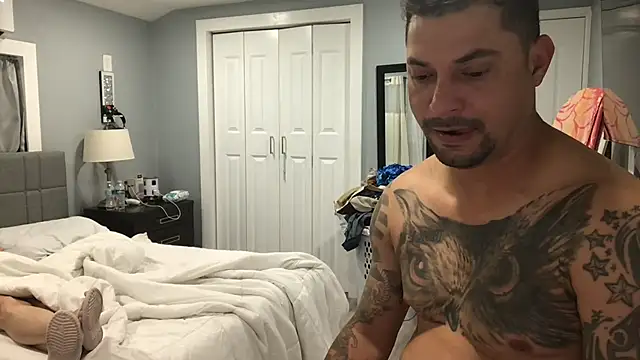 Roberyanisexy online show from 4, 7, 2026
