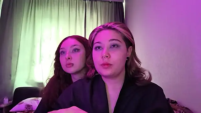 LunarCouple  online show from 11, 7, 2026