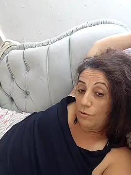 esineee online show from 14, 7, 2026