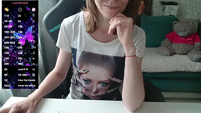   Alisa   online show from 8, 7, 2026