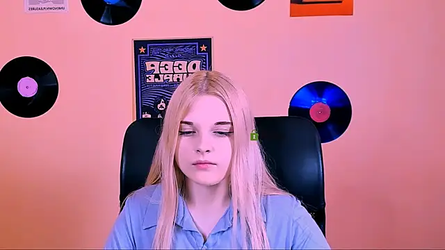 nicole bright online show from 8, 7, 2026