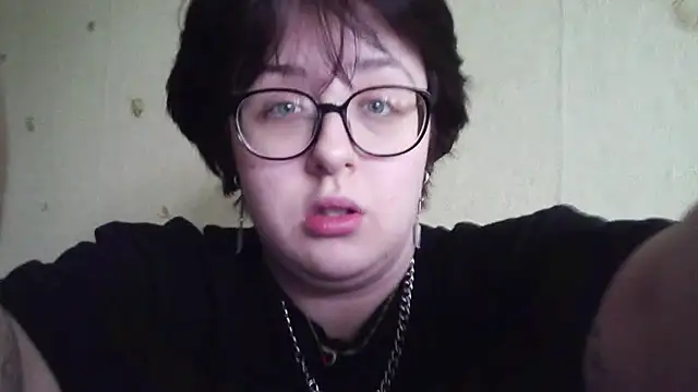 Snapshot of NessaLiberta chatting on 10, 7, 2026 NessaLiberta online show from 10, 7, 2026