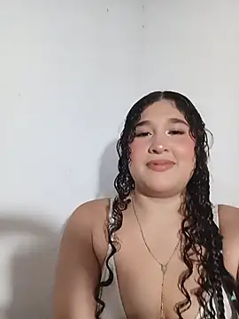 LittleSweetZoe   online show from 15, 7, 2026