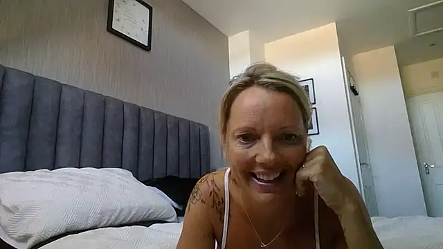 SexpotPolly online show from 11, 7, 2026