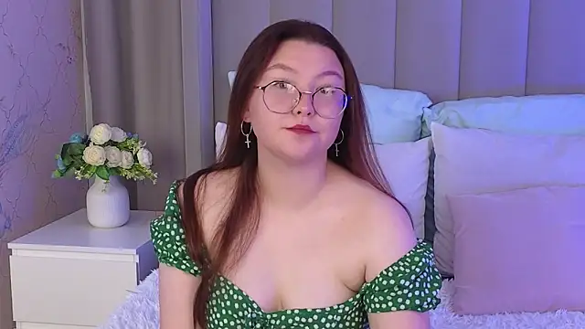 Snapshot of SophiaaBelle chatting on 9, 7, 2026 SophiaaBelle online show from 9, 7, 2026