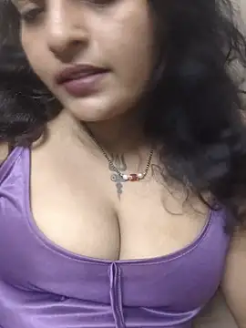 Snapshot of mass_madhu_with_BF chatting on 18, 7, 2026 mass madhu with BF online show from 18, 7, 2026