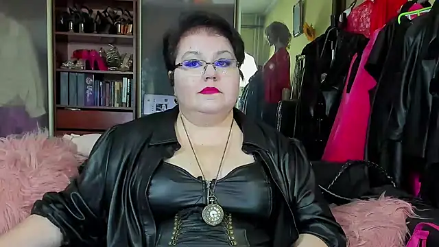 Snapshot of KaryQueen chatting on 13, 3, 2025 KaryQueen online show from 13, 3, 2025