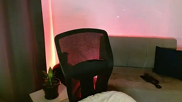 lispetite online show from 24, 2, 2026