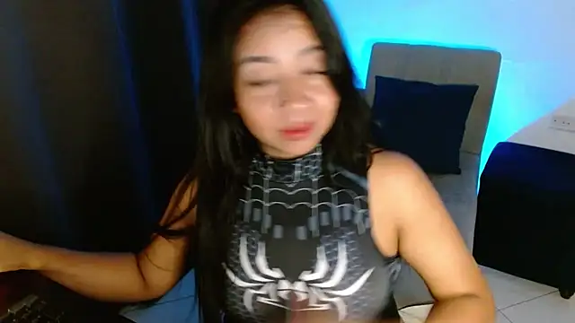 lispetite online show from 5, 7, 2026