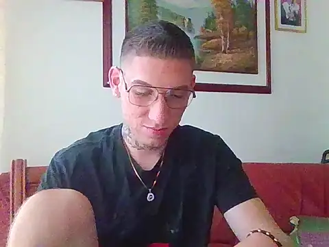 Snapshot of liam_carter2 chatting on 19, 7, 2026 liam carter2 online show from 19, 7, 2026
