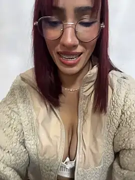 Snapshot of kathe_mooree chatting on 15, 7, 2026 kathe mooree online show from 15, 7, 2026