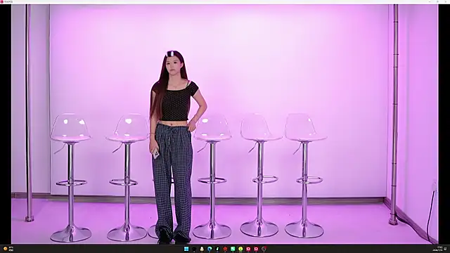 LumiGirl-001 online show from 15, 7, 2026
