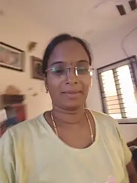 Snapshot of telugu_harika chatting on 10, 7, 2026 telugu harika online show from 10, 7, 2026