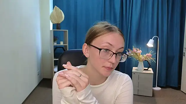 AlonaGolembeski online show from 13, 7, 2026