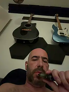 Snapshot of Vito2756 chatting on 17, 7, 2026 Vito2756 online show from 17, 7, 2026