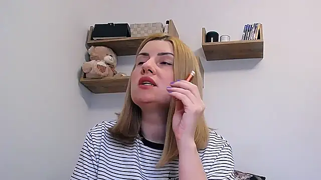 alisenties online show from 15, 3, 2026