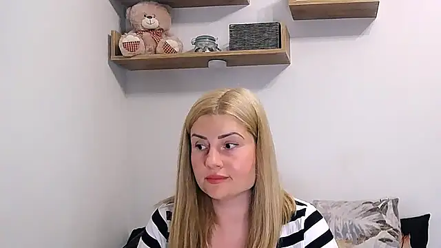 alisenties online show from 12, 7, 2026
