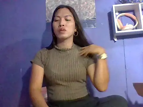 Snapshot of Mia_eyh chatting on 20, 7, 2026 Mia eyh online show from 20, 7, 2026
