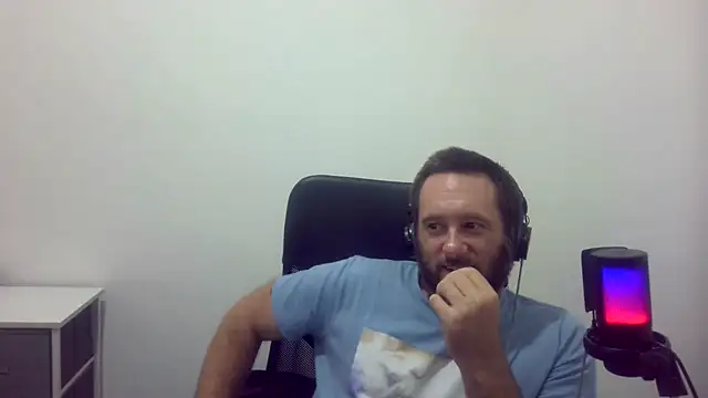 Snapshot of dadted chatting on 21, 7, 2026 dadted online show from 21, 7, 2026