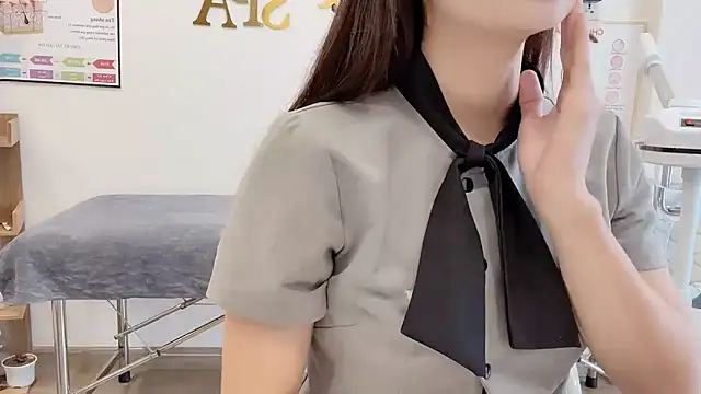 Katy Bae online show from 11, 11, 2025