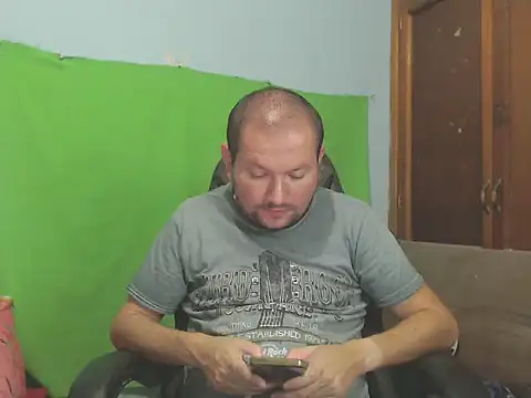 DoxerJohns05 online show from 23, 7, 2026