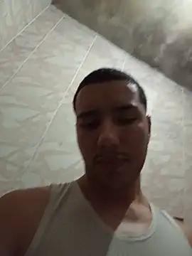 Snapshot of Arthurtani14 chatting on 1, 8, 2026 Arthurtani14 online show from 1, 8, 2026