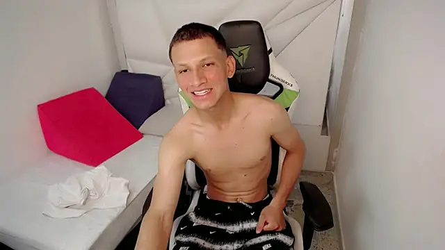 Luca twinkk online show from 27, 7, 2026