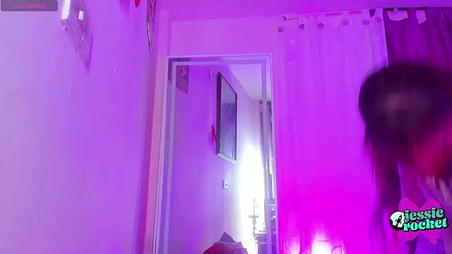 Snapshot of jessierocketx chatting on 14, 11, 2025 jessierocketx online show from 14, 11, 2025