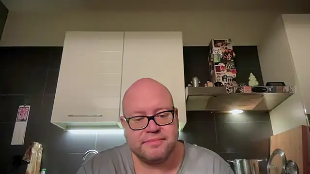 Snapshot of theitalianbear chatting on 29, 4, 2026 theitalianbear online show from 29, 4, 2026