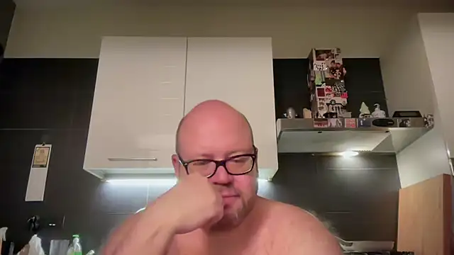 Snapshot of theitalianbear chatting on 1, 6, 2026 theitalianbear online show from 1, 6, 2026
