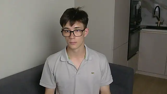 Snapshot of ElijahTarlet chatting on 1, 8, 2026 ElijahTarlet online show from 1, 8, 2026