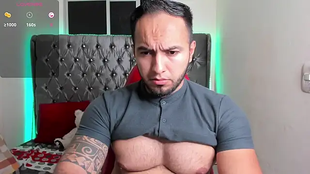 Snapshot of mrloganfuck1 chatting on 26, 6, 2026 mrloganfuck1 online show from 26, 6, 2026