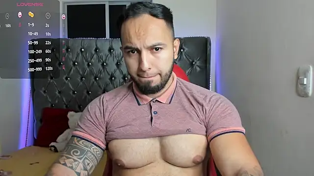 Snapshot of mrloganfuck1 chatting on 18, 7, 2026 mrloganfuck1 online show from 18, 7, 2026