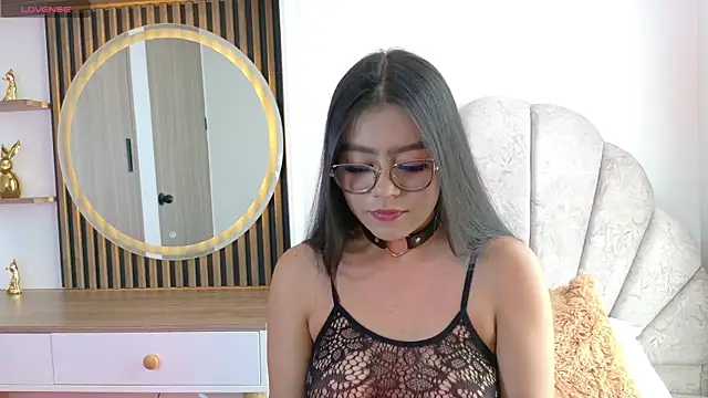 Mara swan online show from 28, 7, 2026