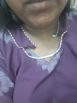 Snapshot of tamilfathima chatting on 3, 8, 2026 tamilfathima online show from 3, 8, 2026