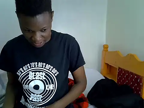 Snapshot of pretty_banice chatting on 6, 8, 2026 pretty banice online show from 6, 8, 2026