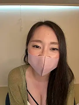 aika chi online show from 3, 8, 2026